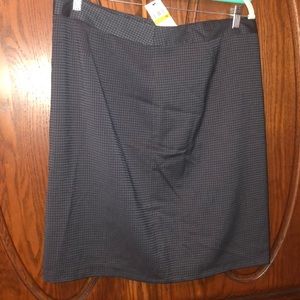 Blue-gray & black small houndstooth print NWT 14